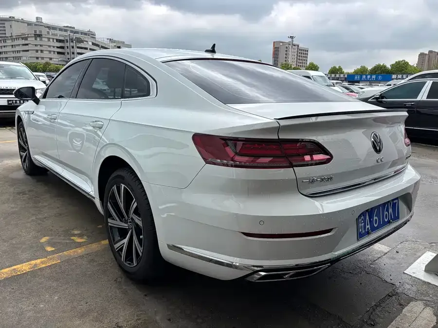 Volkswagen FAW- CC FAW-Volkswagen CC 2024 330TSI Dazzling Edition 2024 — миниатюра 2