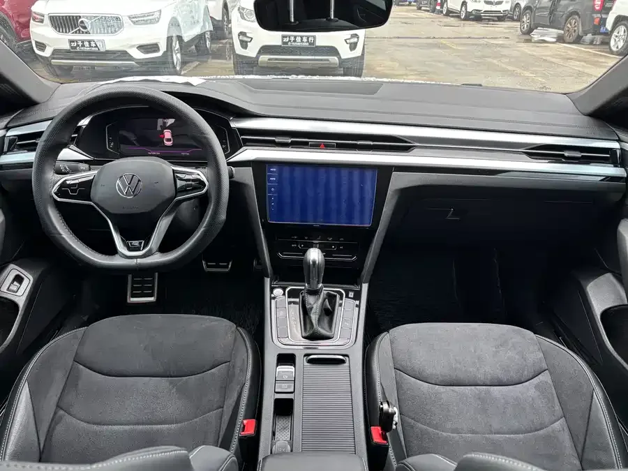 Volkswagen FAW- CC FAW-Volkswagen CC 2024 330TSI Dazzling Edition 2024 — миниатюра 5