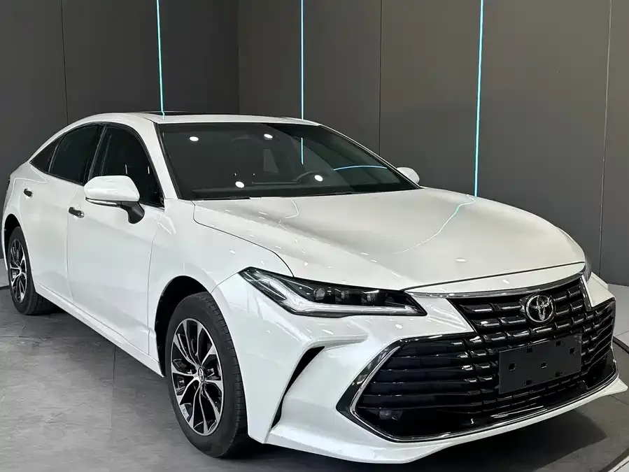 Toyota Avalon Avalon 2023 2.0L Luxury Edition 2024 — миниатюра 3
