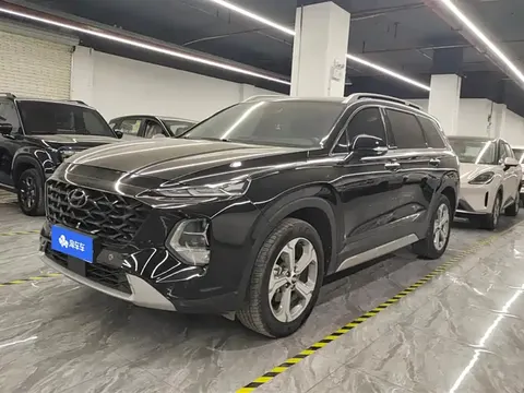 Hyundai SantaFe 2023 купить в Москве