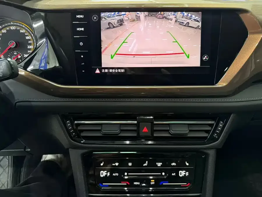 Volkswagen Tiguan (Tharu) 2021 Tuyue 280TSI 2WD Luxury Edition PLUS 2022 — миниатюра 3