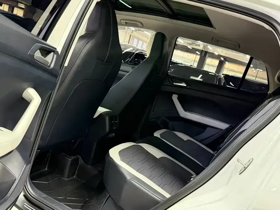 Volkswagen Tiguan (Tharu) Tuyue 2025 New 1.5L Sharp Edition 2025 — миниатюра 4