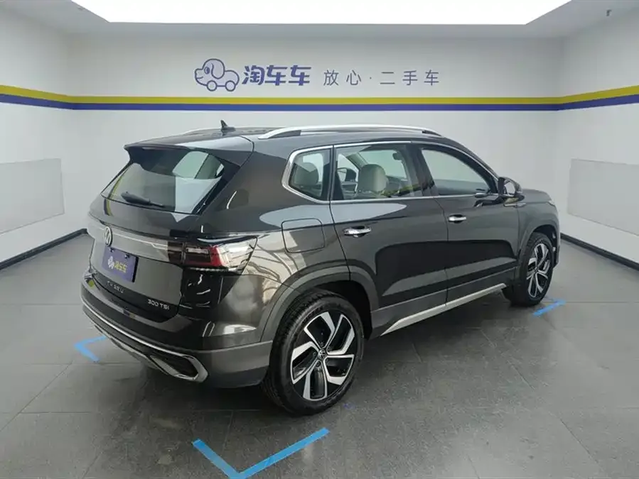 Volkswagen Tiguan (Tharu) Tuyue 2023 300TSI 2WD Full Moon Edition 2023 — миниатюра 3