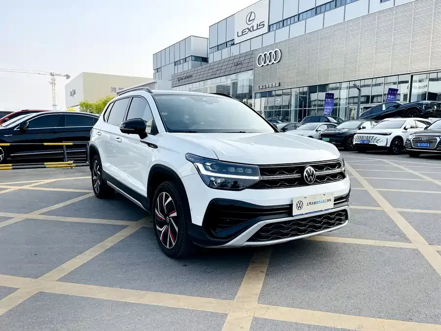 Volkswagen Tiguan (Tharu) Tuyue 2024 300TSI 2WD Moon Edition 2025 — миниатюра 2