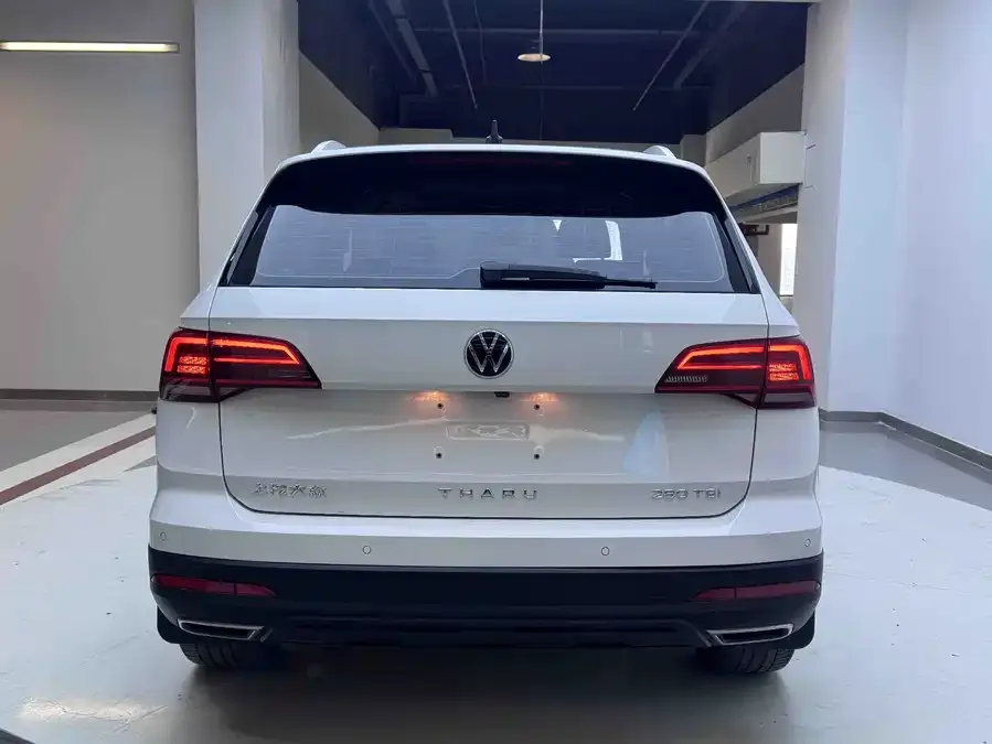 Volkswagen Tiguan (Tharu) Tuyue 2022 280TSI 2WD Luxury Edition 2023 — миниатюра 3