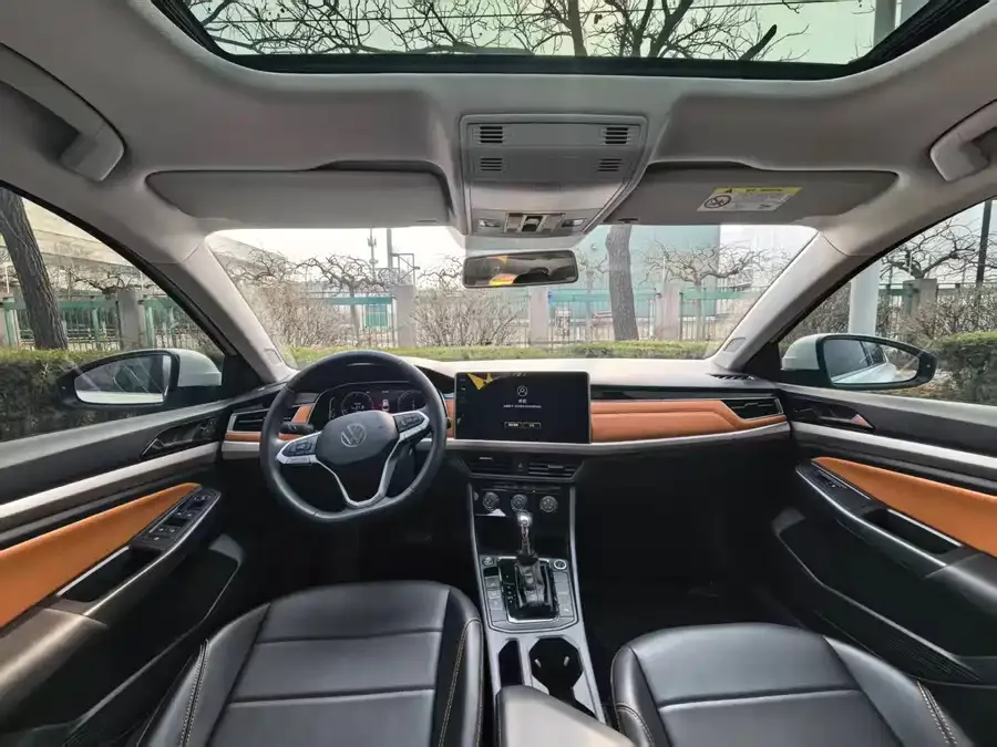 Volkswagen Bora Bora 2023 200TSI DSG Joy-Drive PRO Edition 2023 — миниатюра 3