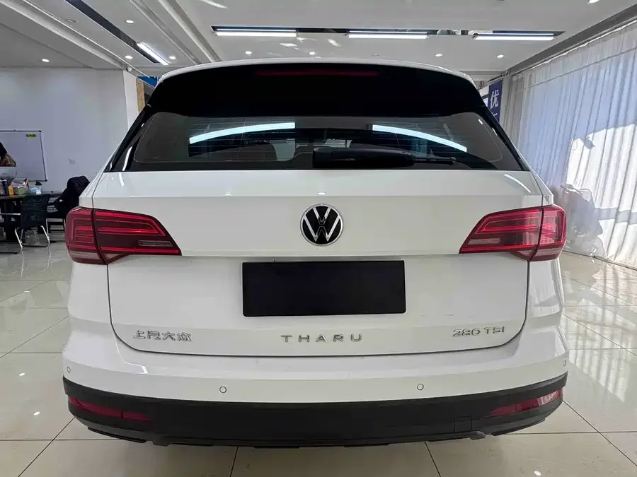 Volkswagen Tiguan (Tharu) 2022 Tuyue 280TSI 2WD Fashion Edition 2022 — миниатюра 2