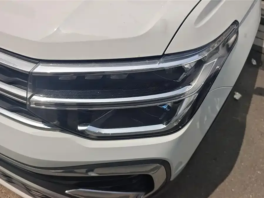 Volkswagen Tiguan (Tharu) Tuyue 2024 300TSI 2WD Full Moon Edition 2024 — миниатюра 2