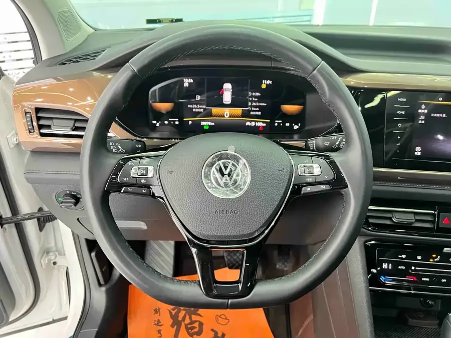 Volkswagen Tiguan (Tharu) Tuyue 2022 280TSI 2WD Luxury Edition 2022 — миниатюра 5