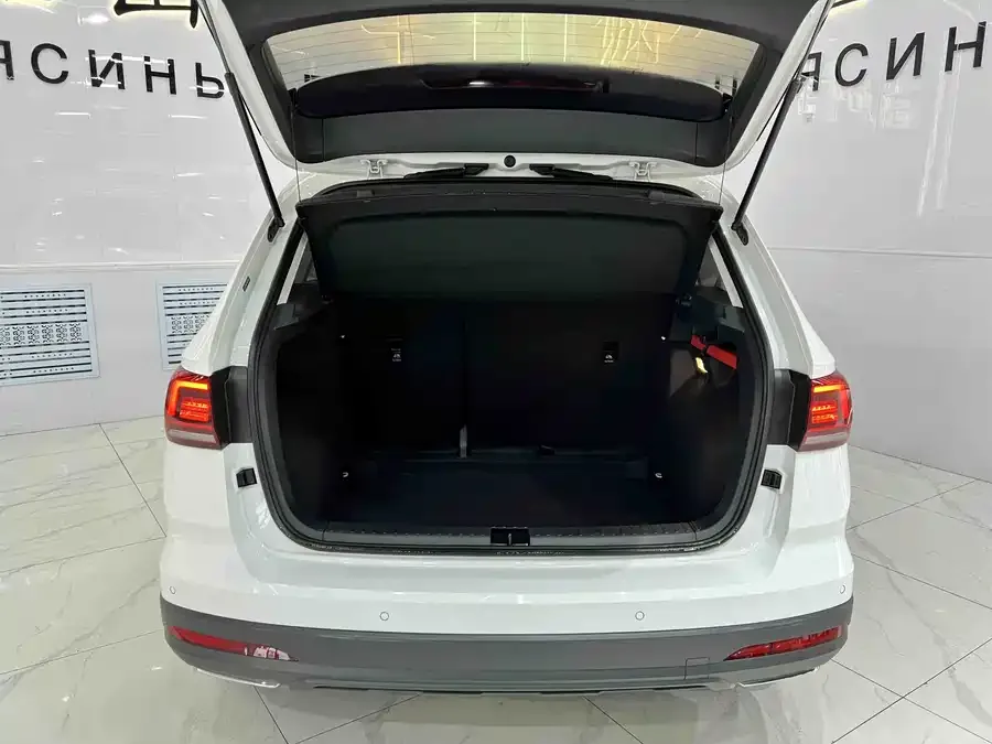 Volkswagen Tiguan (Tharu) Tuyue 2022 280TSI 2WD Luxury Edition 2023 — миниатюра 5