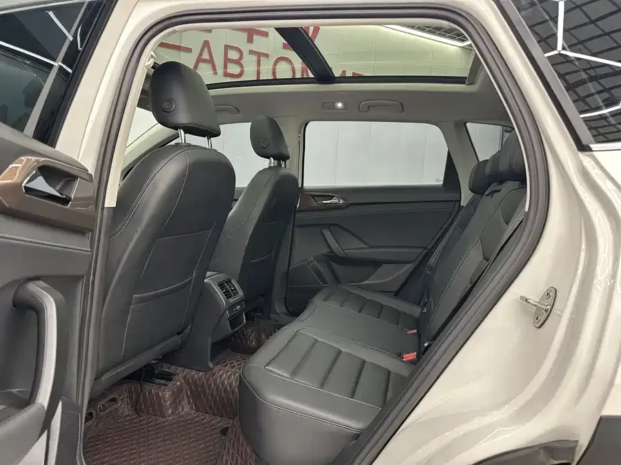 Volkswagen Tiguan (Tharu) Tuyue 2022 280TSI 2WD Luxury Edition 2023 — миниатюра 2