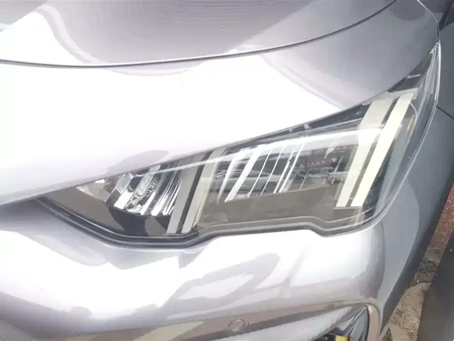 GAC Trumpchi Shadow Leopard Shadow Leopard 2021 270T DCT J15 Edition 2022 — миниатюра 2