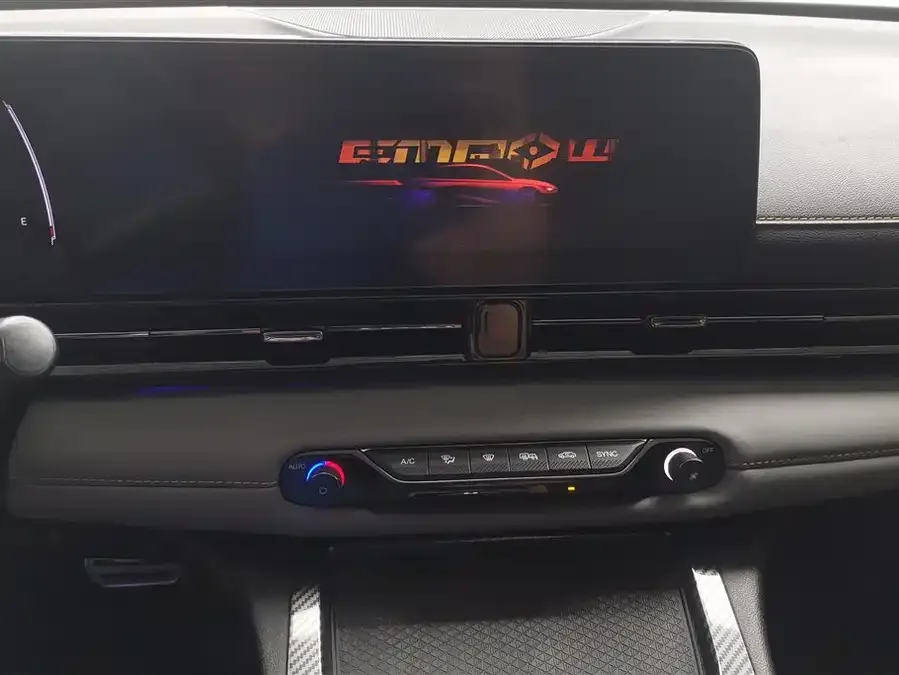 GAC Trumpchi Shadow Leopard Shadow Leopard 2021 270T DCT J15 Edition 2022 — миниатюра 4