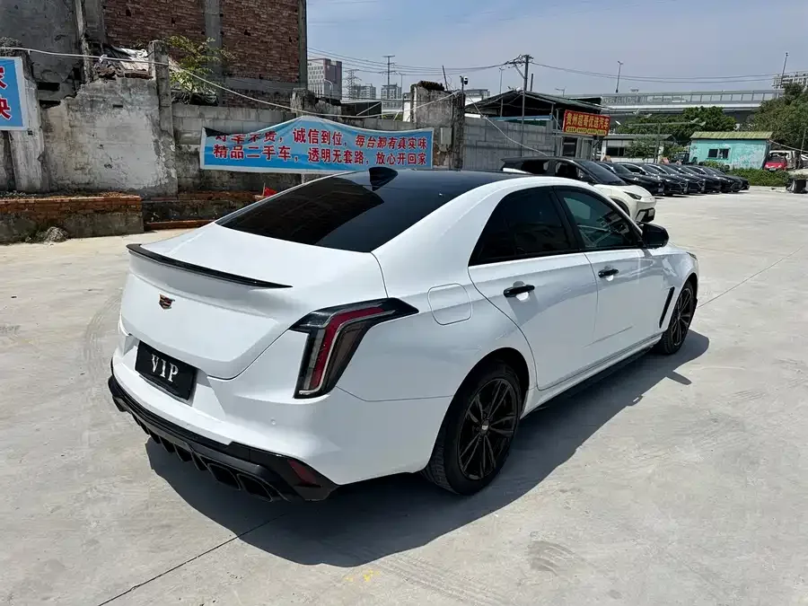 Cadillac CT4 2022 28T luxury model 2022 — миниатюра 2