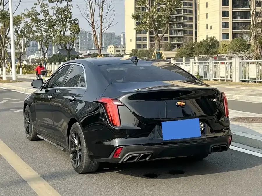 Cadillac CT4 2023 28T Luxury Edition 2022 — миниатюра 2