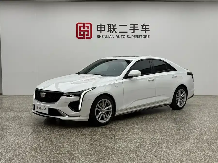 Cadillac CT4 2022 28T Fashion Model 2023 — фото 1, купить с доставкой в Москву
