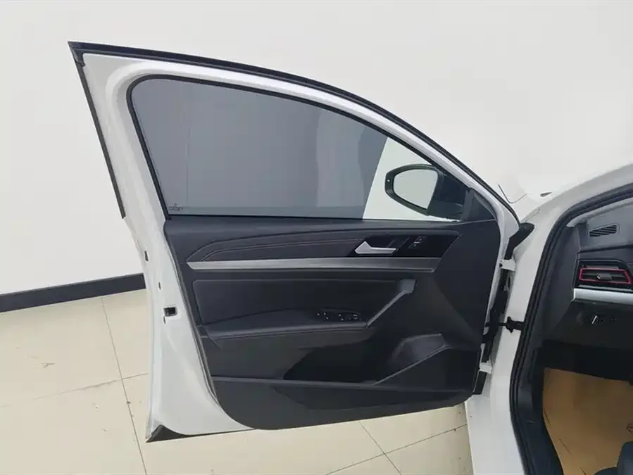 Volkswagen Lavida Lavida 2023 300TSI DSG Starry Sky Leading Edition 2025 — миниатюра 4