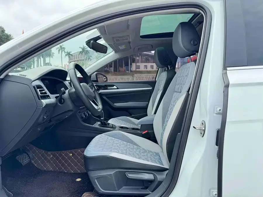 Volkswagen Lavida Lavida 2023 280TSI DSG Full Edition 2022 — миниатюра 3