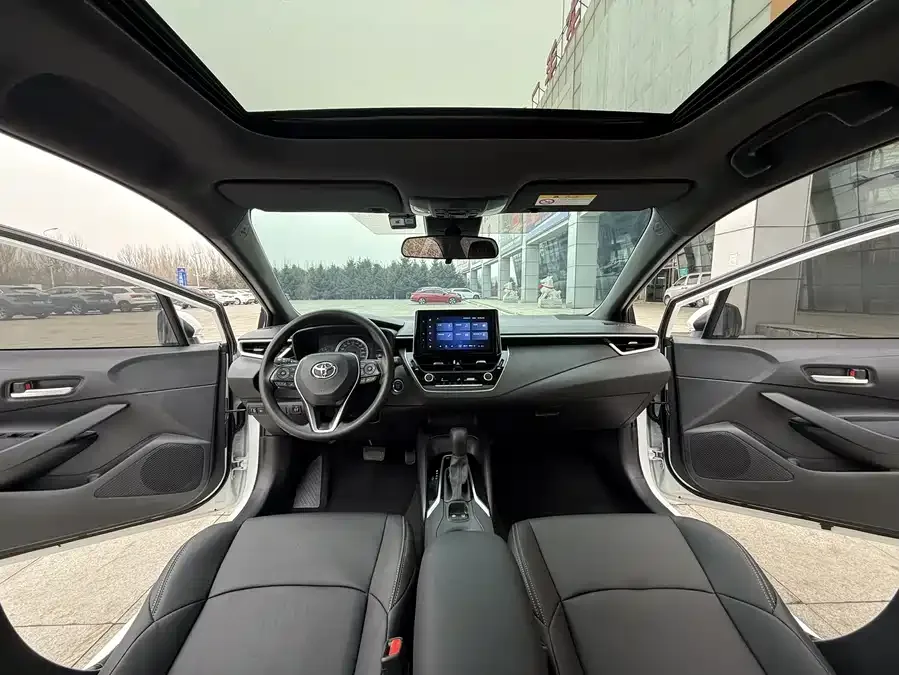 Toyota Levin Corolla 2023 185T CVT Luxury Edition 2023 — миниатюра 3
