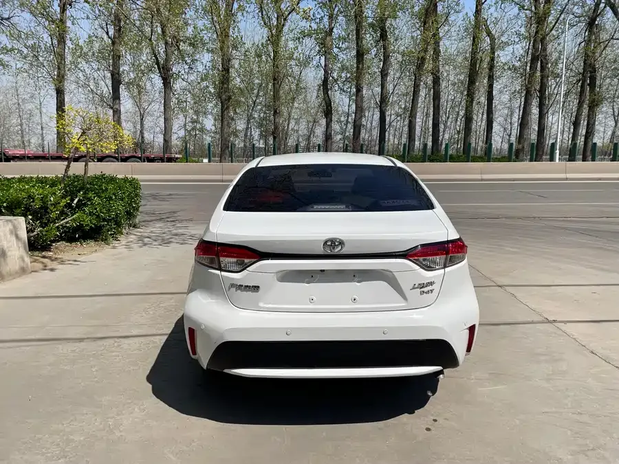 Toyota Levin 2022 Lelink 185T CVT Luxury Edition 2022 — миниатюра 2