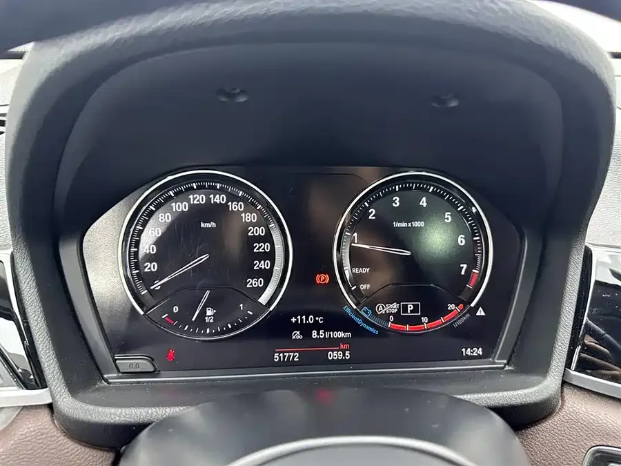 BMW X1 2022 sDrive25Li Leading Edition 2022 — миниатюра 5