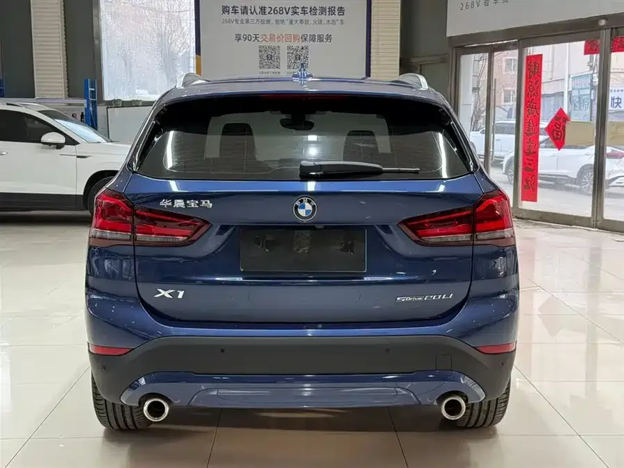 BMW X1 2021 sDrive20Li Fashion Edition 2022 — миниатюра 2