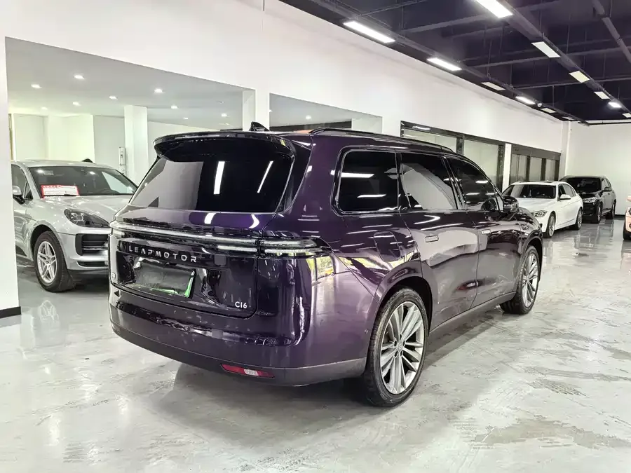 Leapmotor C16 Leapmotor C16 2024 Extended Range 200 Premium Edition 2025 — миниатюра 2