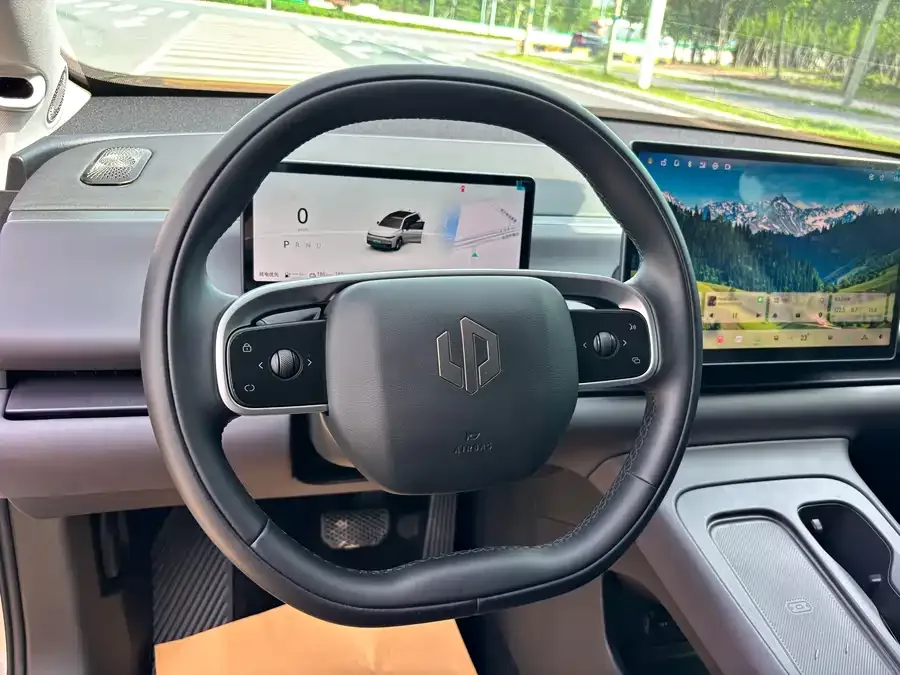 Leapmotor C16 Leapmotor C16 2024 Extended Range 200 Premium Edition 2024 — миниатюра 2