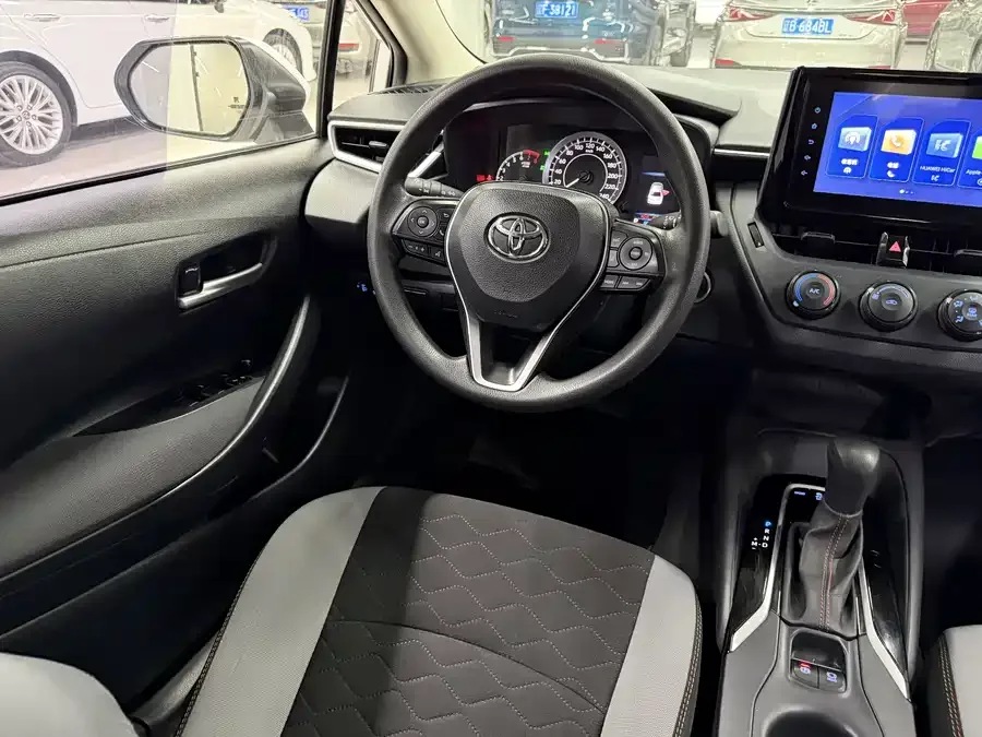 Toyota Corolla Corolla 2023 1.2T Pioneer Edition 2023 — миниатюра 3