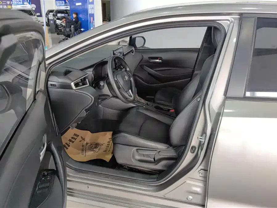 Toyota Corolla Corolla 2022 1.2T S-CVT Pioneer PLUS Edition 2023 — миниатюра 3