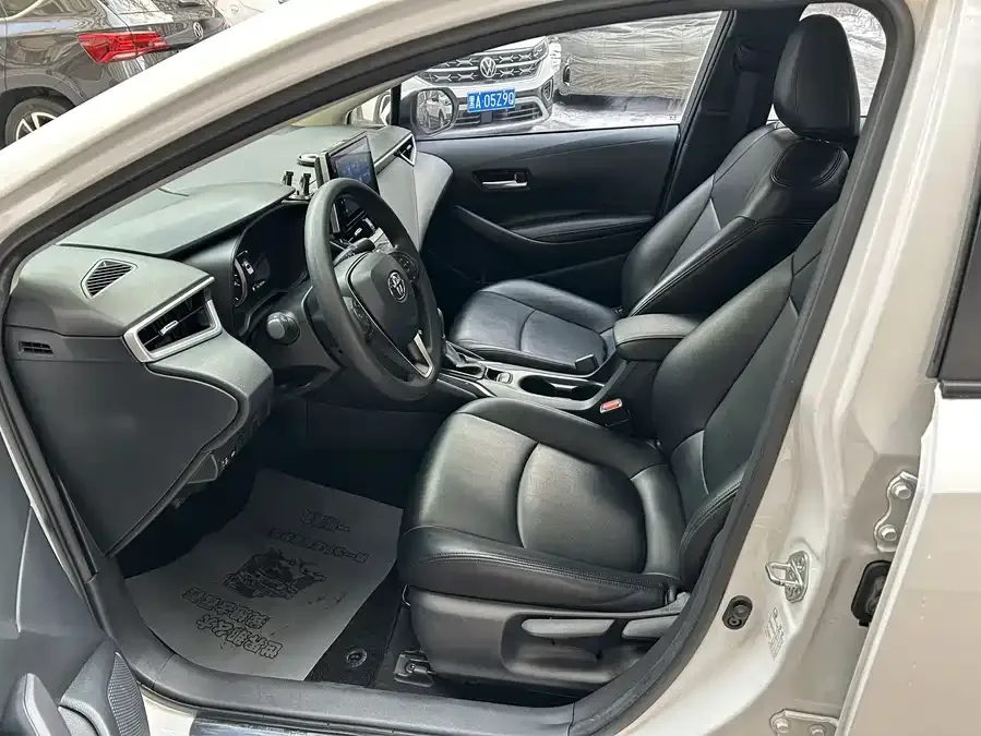Toyota Corolla Corolla 2021 TNGA 1.5L CVT Elite Edition 2022 — миниатюра 3