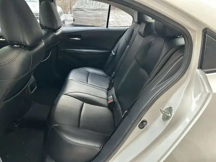 Toyota Corolla Corolla 2021 TNGA 1.5L CVT Elite Edition 2022 — миниатюра 4
