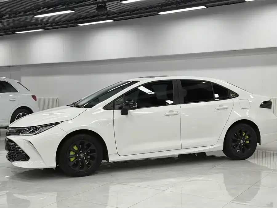 Toyota Corolla Corolla 2021 TNGA 1.5L CVT GR SPORT sports version 2023 — миниатюра 3