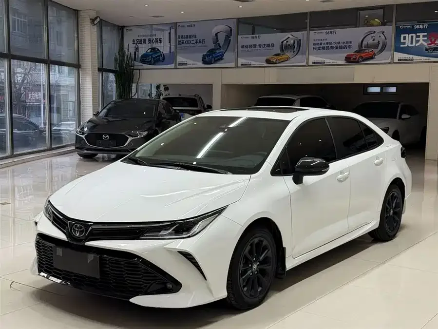 Toyota Corolla Corolla 2021 TNGA 1.5L CVT GR SPORT sports version 2022 — фото 1, купить с доставкой в Москву