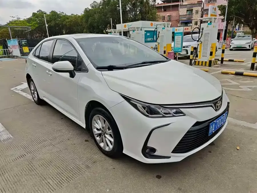 Toyota Corolla Corolla 2021 1.2T S-CVT Elite PLUS Edition 2022 — фото 1, купить с доставкой в Москву