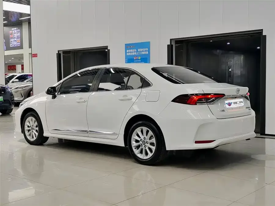 Toyota Corolla Corolla 2021 1.2T S-CVT Elite PLUS Edition 2022 — миниатюра 4