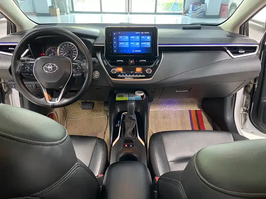 Toyota Corolla Corolla 2021 1.2T S-CVT Elite Edition 2022 — миниатюра 3