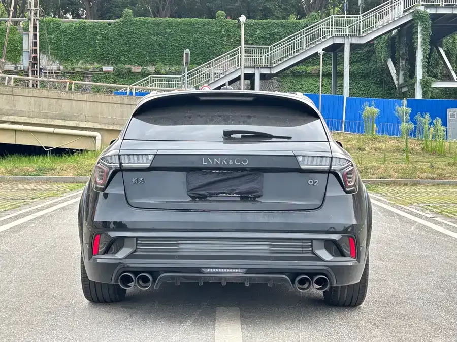 Lynk & Co 02 Hatchback Lynk & Co 02 Hatchback 2021 2.0TD Halo Driving Control Kit Edition 2022 — миниатюра 2