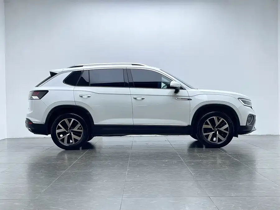Volkswagen Tayron Tanyue 2024 300TSI 2WD Luxury Plus Advanced Edition 2024 — миниатюра 2