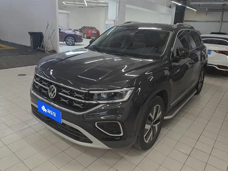 Volkswagen Tayron Tanyue 2024 300TSI 2WD Luxury Plus Advanced Edition 2024 — фото 1, купить с доставкой в Москву
