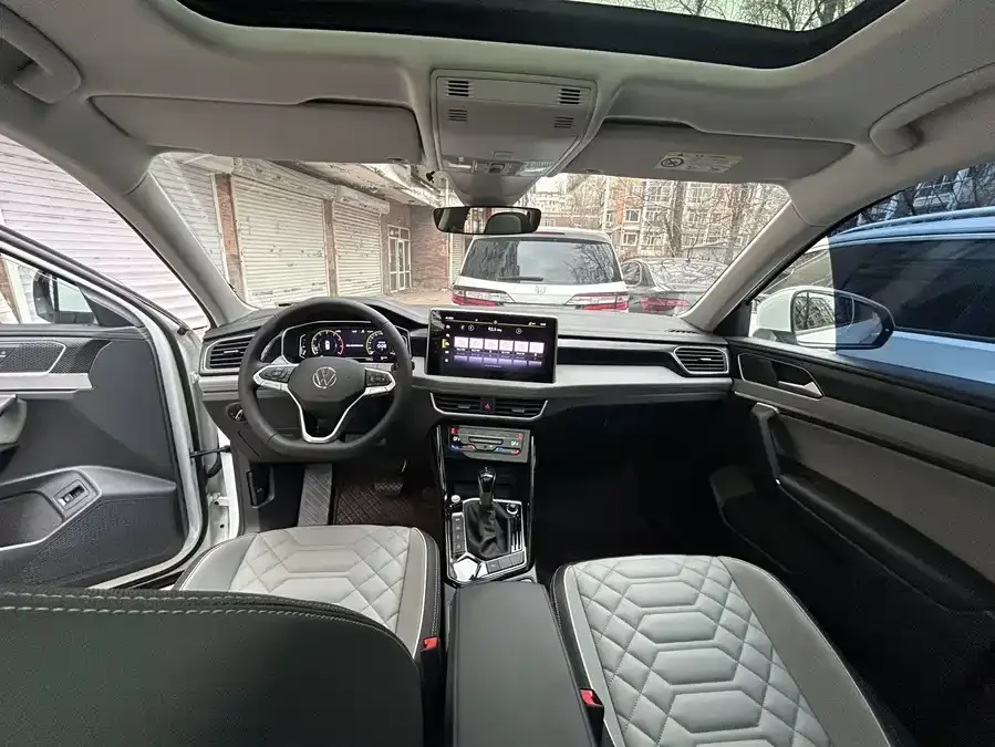 Volkswagen Tayron Tanyue 2023 280TSI 2WD Luxury Plus Advanced Edition 2023 — миниатюра 5
