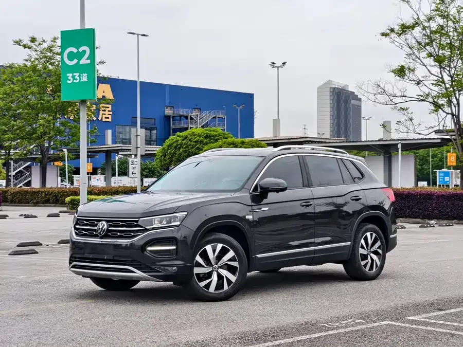 Volkswagen Tayron Tanyue 2022 280TSI 2WD Luxury Smart Edition 2022 — фото 1, купить с доставкой в Москву