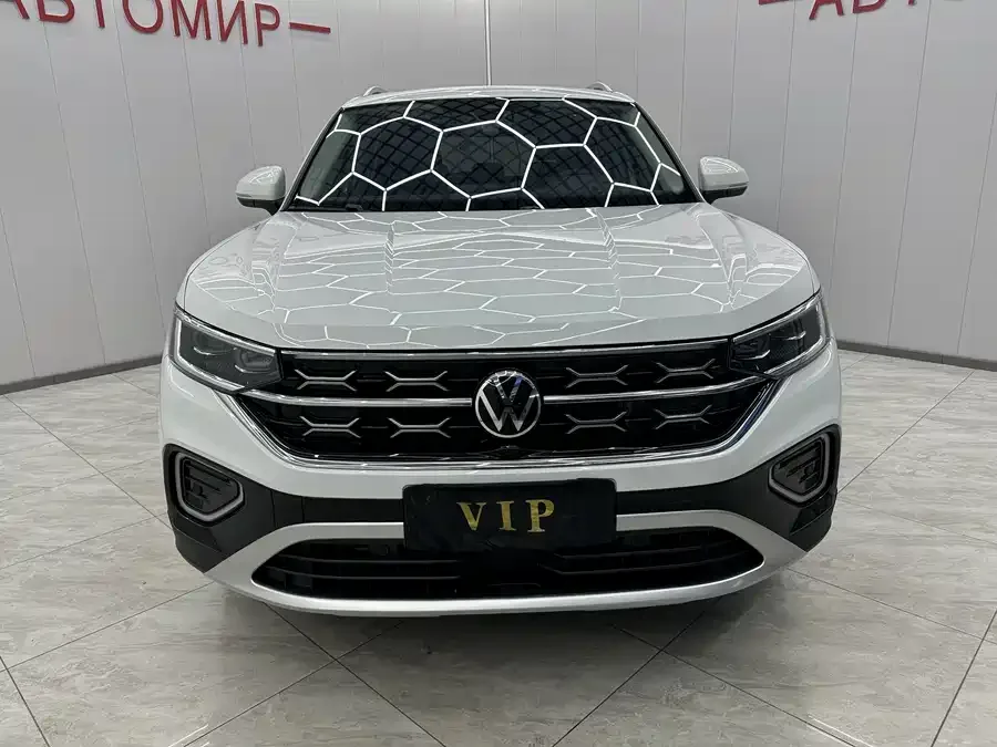 Volkswagen Tayron Tanyue 2023 280TSI 2WD Luxury Plus Advanced Edition 2022 — миниатюра 3