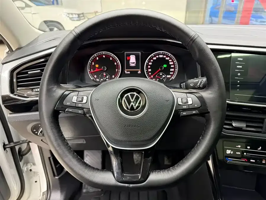 Volkswagen Tayron Tanyue 2022 280TSI 2WD Luxury Smart Edition 2022 — миниатюра 5