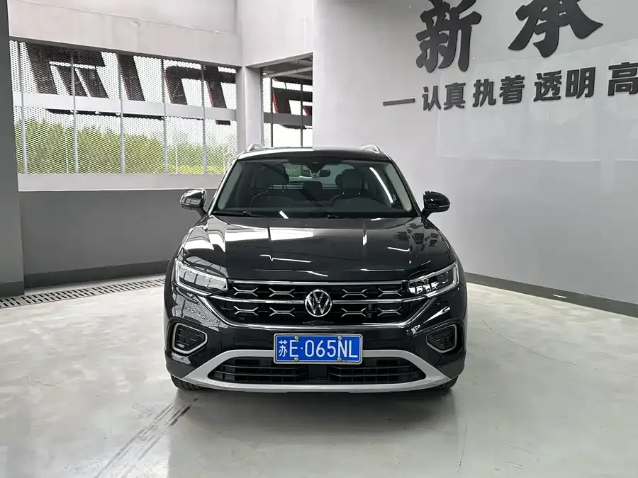 Volkswagen Tayron Tanyue 2023 330TSI 2WD Luxury Plus Advanced Edition 2022 — миниатюра 3