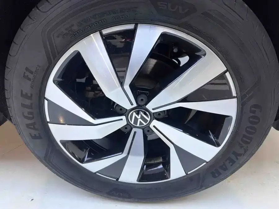 Volkswagen Tayron Tanyue 2022 280TSI 2WD Luxury Smart Edition 2022 — миниатюра 5