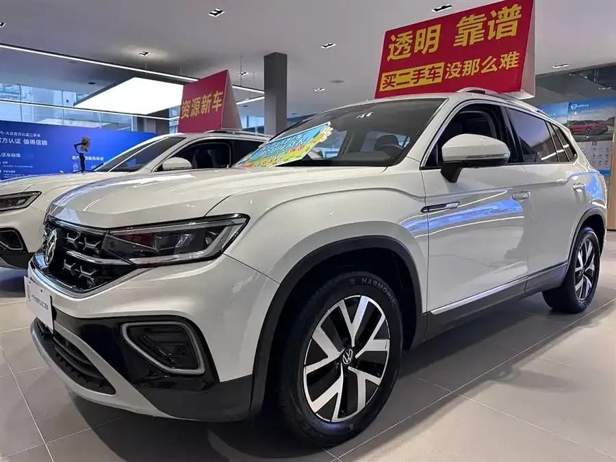 Volkswagen Tayron Tanyue 2023 300TSI 2WD Luxury Plus Advanced Edition 2023 — фото 1, купить с доставкой в Москву