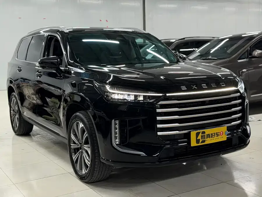 Exeed VX Xingtu Lanyue 2025 400T 4WD Star Edition 7-seater 2025 — миниатюра 3