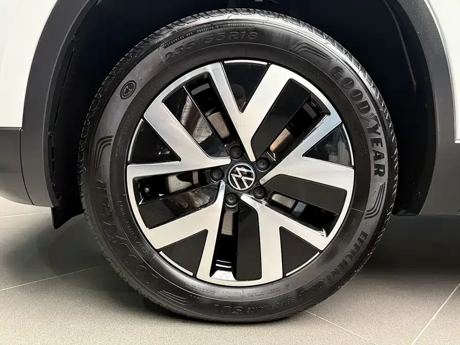 Volkswagen Tayron Tanyue 2024 330TSI 2WD Luxury Plus Advanced Edition 2024 — миниатюра 2