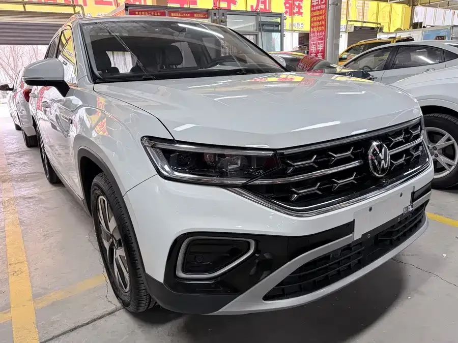 Volkswagen Tayron Tanyue 2023 300TSI 2WD Luxury Plus Advanced Edition 2023 — миниатюра 3